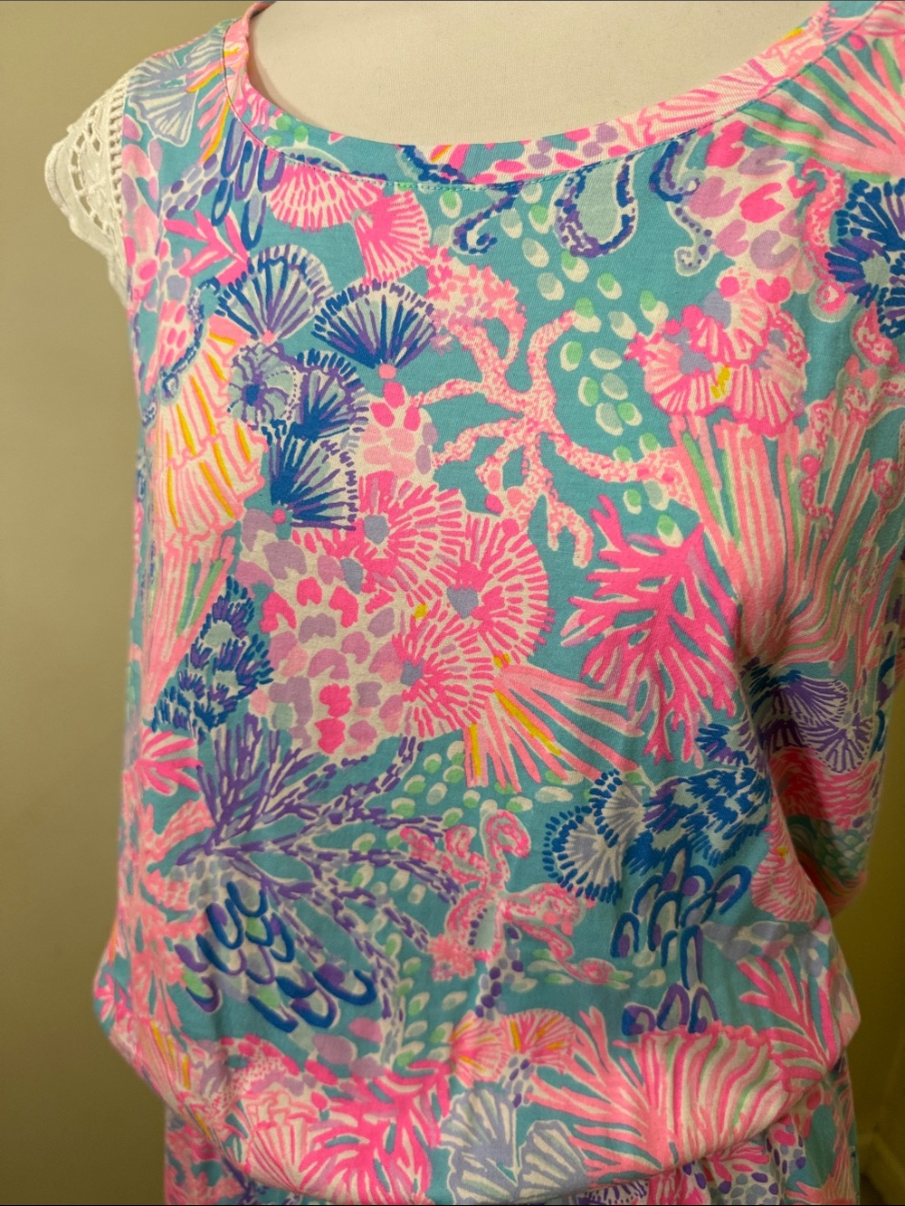 Lily Pulitzer Agee Romper Women’s size large. - Picture 2 of 6